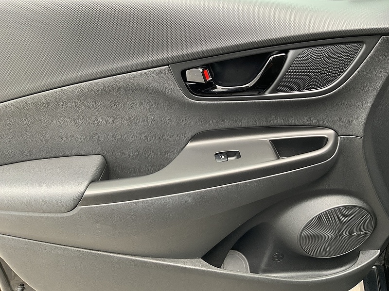 Used Hyundai KONA 2019 for sale - 76047160: Photo 26