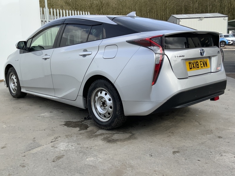 Used Toyota Prius 2024 for sale - 76464422: Photo 5