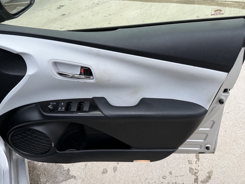 Used Toyota Prius 2025 for sale - 76047123: Photo 10