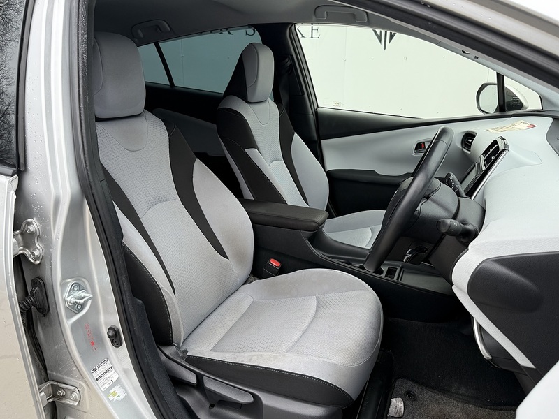 Used Toyota Prius 2025 for sale - 76047123: Photo 11