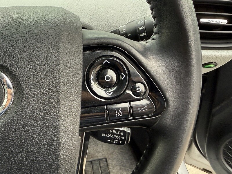Used Toyota Prius 2025 for sale - 76047123: Photo 24
