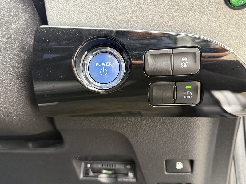 Used Toyota Prius 2025 for sale - 76047123: Photo 25