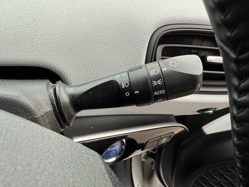 Used Toyota Prius 2025 for sale - 76047123: Photo 27