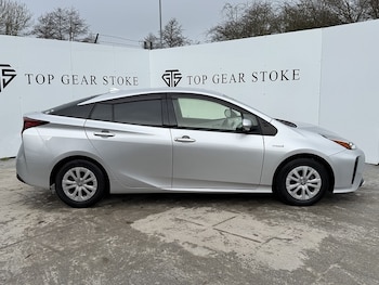 Used Toyota Prius 2025 for sale - 76047123: Photo 2