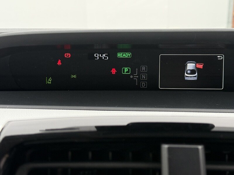 Used Toyota Prius 2025 for sale - 76047123: Photo 30