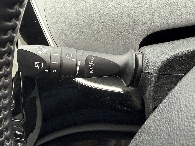 Used Toyota Prius 2025 for sale - 76047123: Photo 32