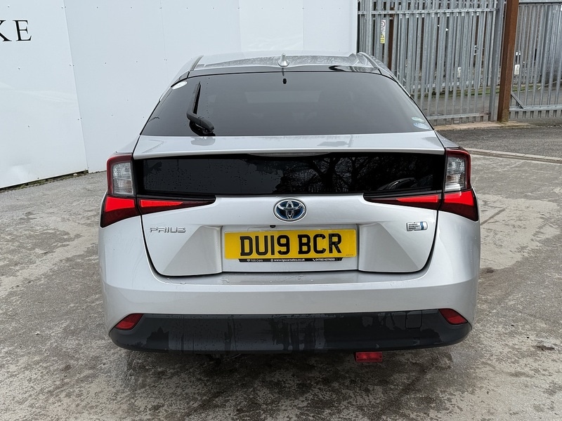 Used Toyota Prius 2025 for sale - 76047123: Photo 4