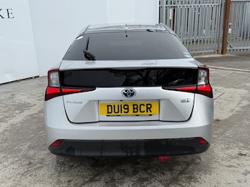 Used Toyota Prius 2025 for sale - 76047123: Photo 4