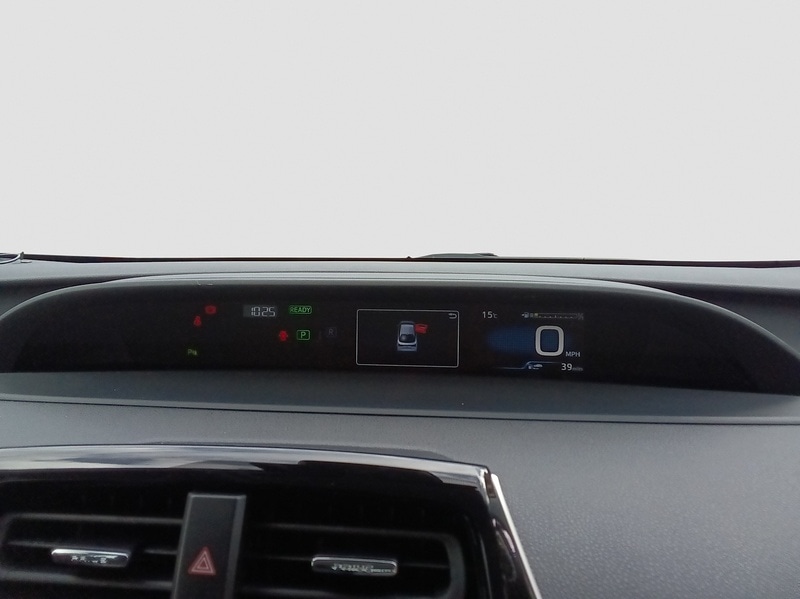 Used Toyota Prius 2025 for sale - 76047140: Photo 11
