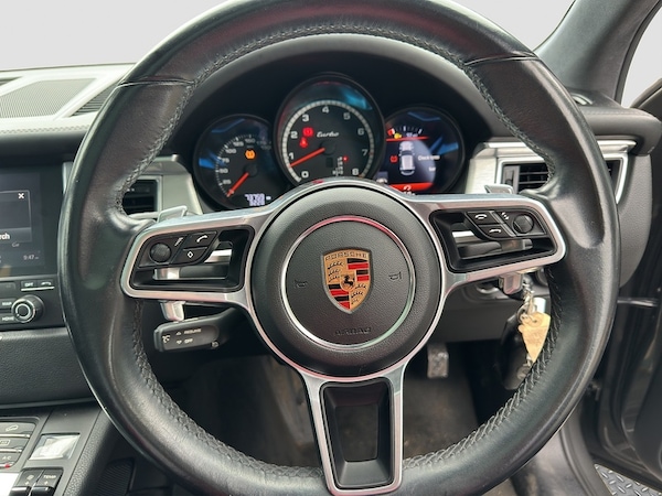 Used Porsche Macan 2018 for sale - 74360759: Photo 10