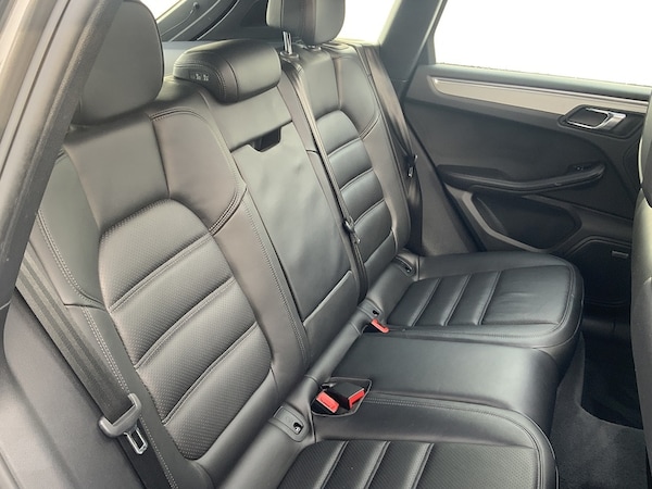 Used Porsche Macan 2018 for sale - 74360759: Photo 32