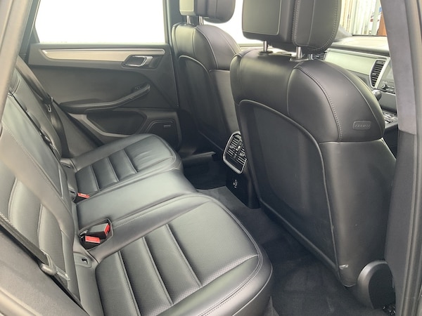 Used Porsche Macan 2018 for sale - 74360759: Photo 33