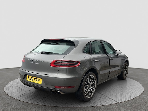 Used Porsche Macan 2018 for sale - 74360759: Photo 3