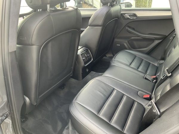 Used Porsche Macan 2018 for sale - 74360759: Photo 41