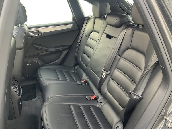 Used Porsche Macan 2018 for sale - 74360759: Photo 42