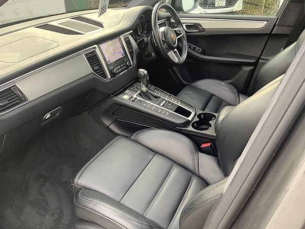 Used Porsche Macan 2018 for sale - 74360759: Photo 45