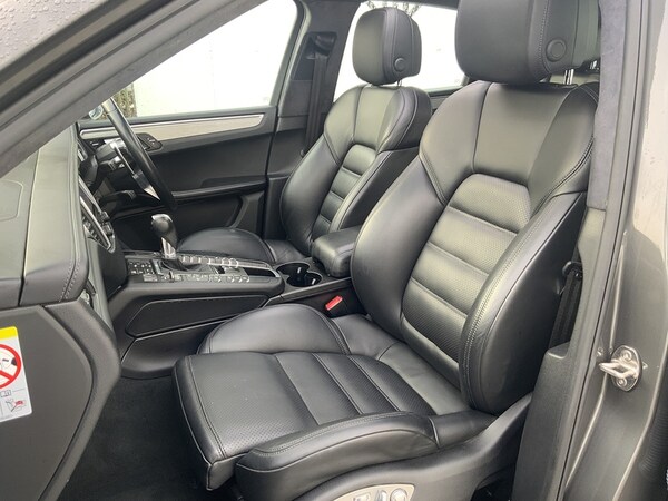 Used Porsche Macan 2018 for sale - 74360759: Photo 46