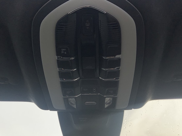 Used Porsche Macan 2018 for sale - 74360759: Photo 72