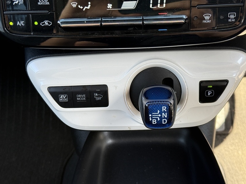 Used Toyota Prius 2023 for sale - 76047065: Photo 38