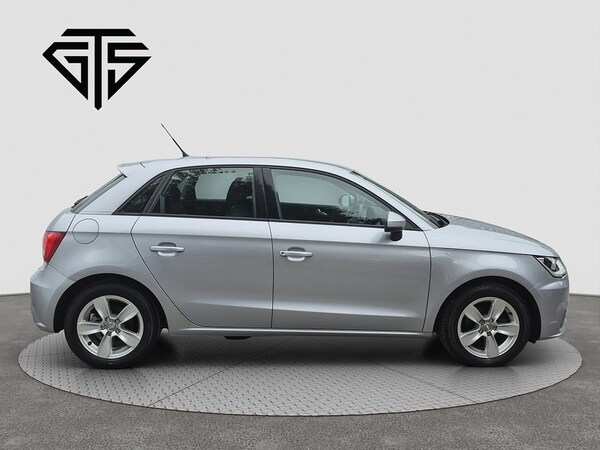 Used Audi A1 2017 for sale - 73807943: Photo 2