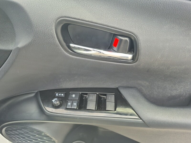 Used Toyota Prius 2025 for sale - 76047128: Photo 16