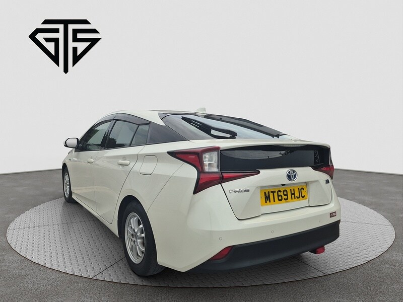 Used Toyota Prius 2025 for sale - 76047128: Photo 3