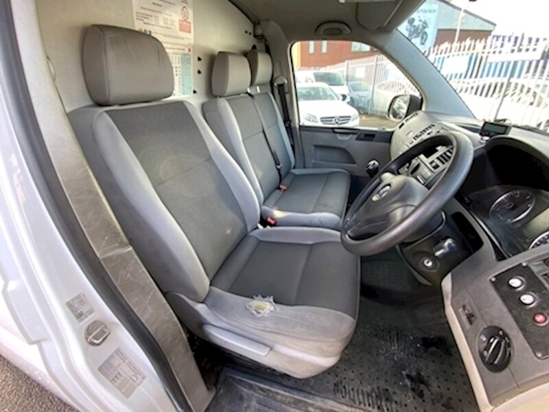 Used Volkswagen Transporter 2015 for sale - 76047103: Photo 13