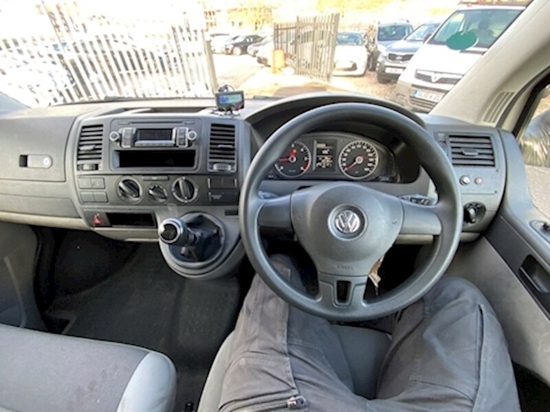 Used Volkswagen Transporter 2015 for sale - 76047103: Photo 15