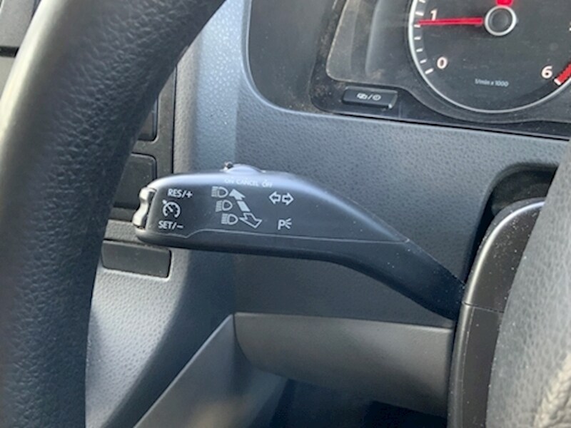 Used Volkswagen Transporter 2015 for sale - 76047103: Photo 16