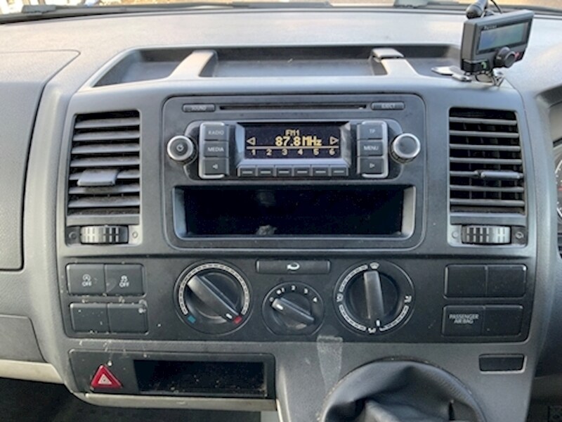 Used Volkswagen Transporter 2015 for sale - 76047103: Photo 18