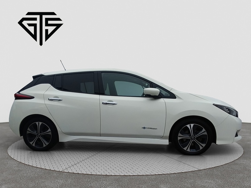 Used Nissan Leaf 2019 for sale - 76320076: Photo 2