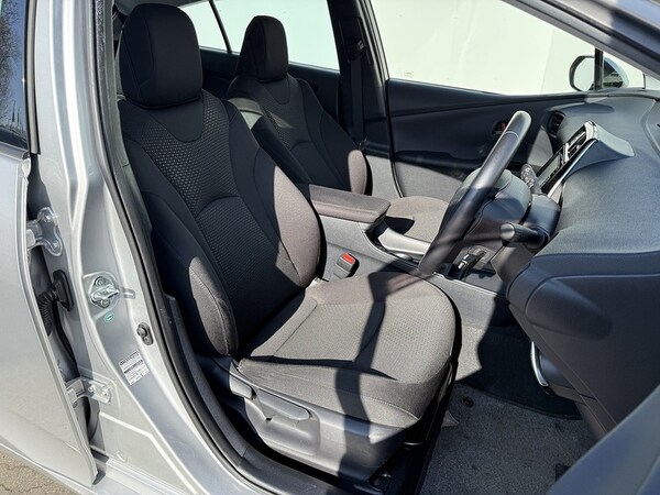Used Toyota Prius 2025 for sale - 76047075: Photo 11
