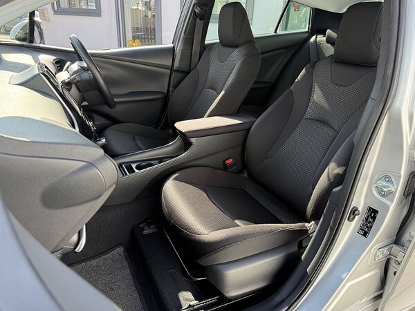 Used Toyota Prius 2025 for sale - 76047075: Photo 24