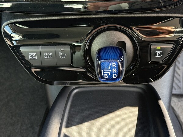Used Toyota Prius 2025 for sale - 76047075: Photo 40