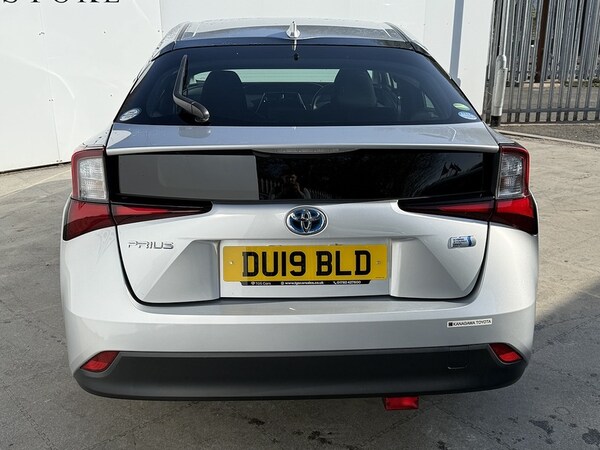Used Toyota Prius 2025 for sale - 76047075: Photo 4