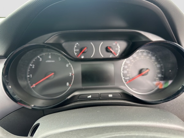 Used Vauxhall Crossland X 2019 for sale - 75440560: Photo 11