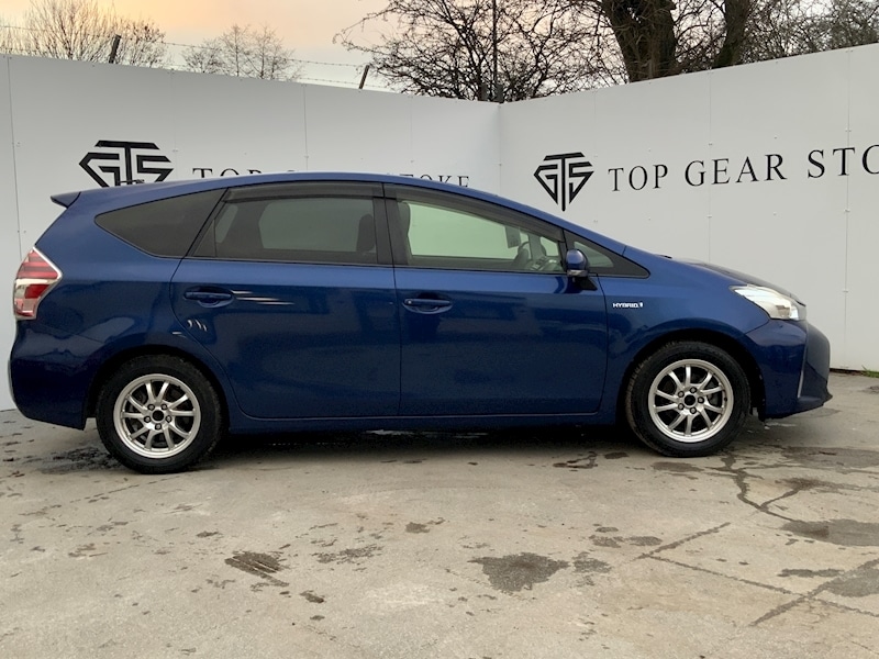 Used Toyota Prius+ 2023 for sale - 76047118: Photo 10