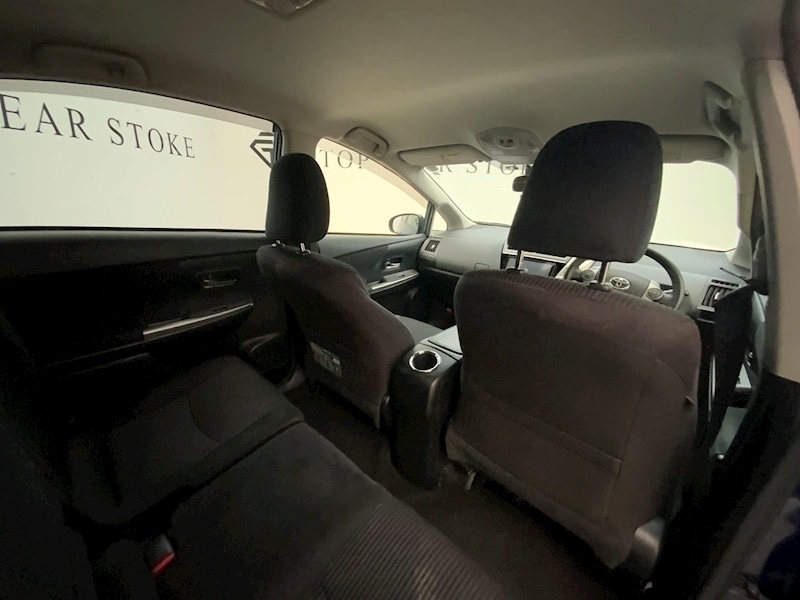 Used Toyota Prius+ 2023 for sale - 76047118: Photo 18