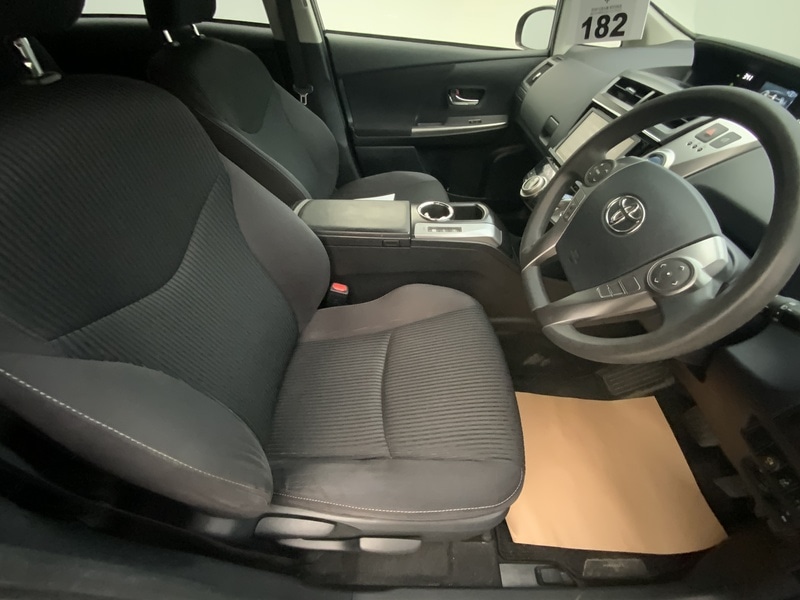 Used Toyota Prius+ 2023 for sale - 76047118: Photo 23