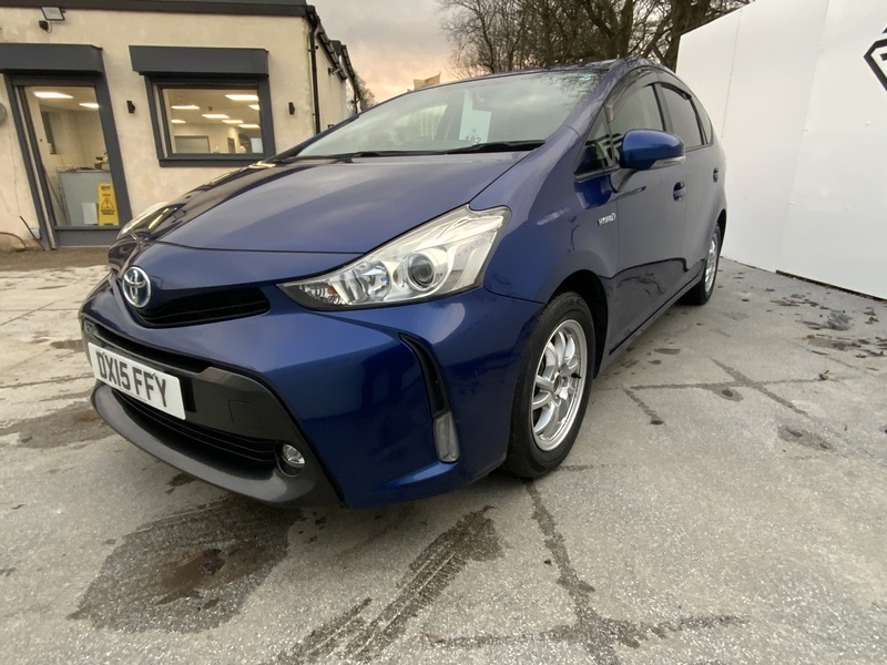 Used Toyota Prius+ 2023 for sale - 76047118: Photo 5