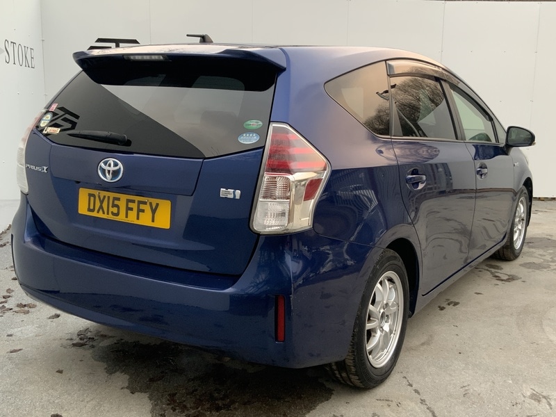 Used Toyota Prius+ 2023 for sale - 76047118: Photo 8