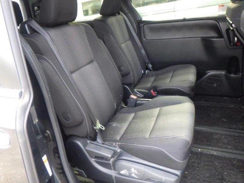 Used Toyota Voxy for sale - 77776352: Photo 12