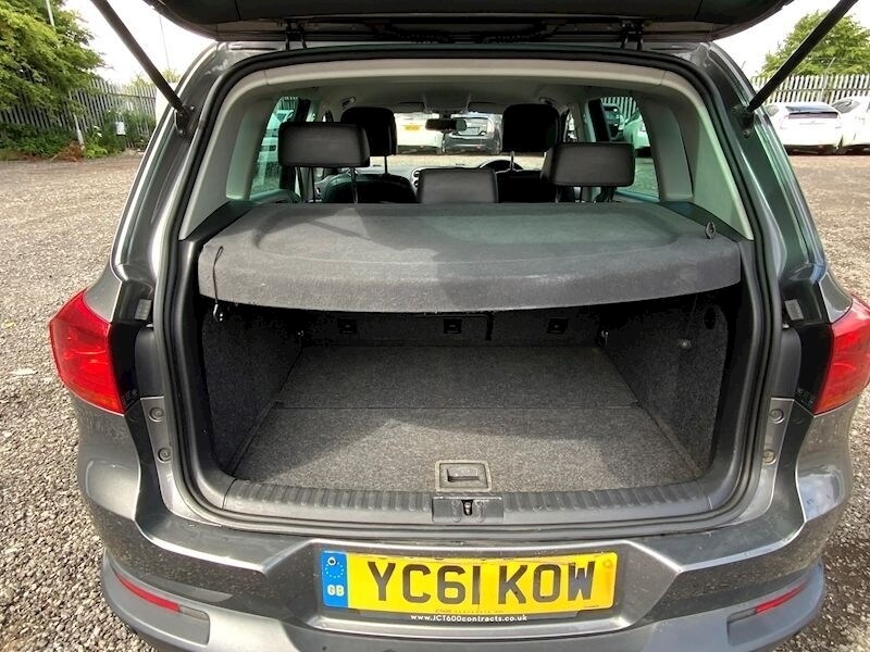 Used Volkswagen Tiguan 2011 for sale - 76047107: Photo 10
