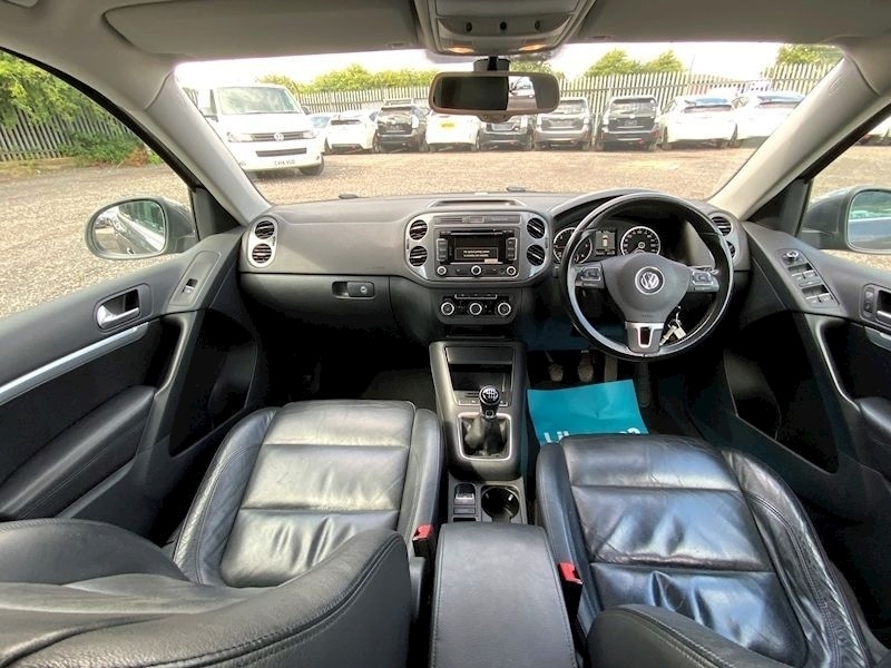 Used Volkswagen Tiguan 2011 for sale - 76047107: Photo 18