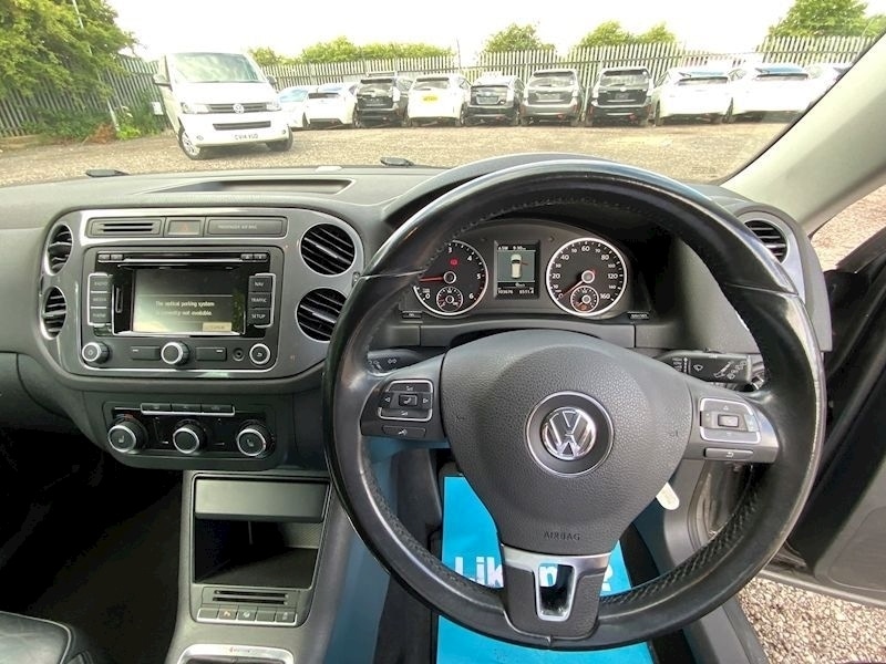 Used Volkswagen Tiguan 2011 for sale - 76047107: Photo 23
