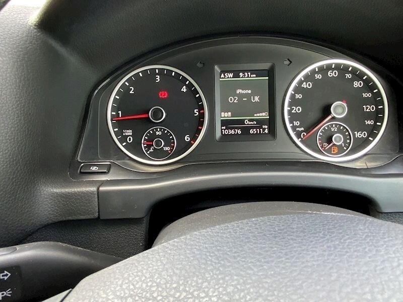 Used Volkswagen Tiguan 2011 for sale - 76047107: Photo 28