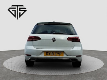 Used Volkswagen Golf 2018 for sale - 78711251: Photo