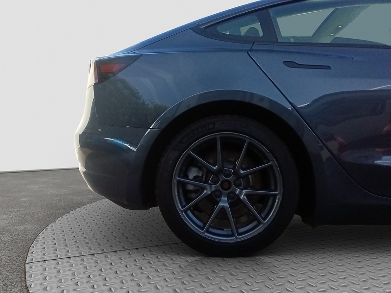 Used Tesla Model 3 2021 for sale - 76047050: Photo 23
