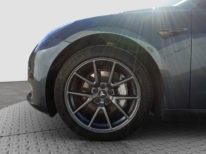 Used Tesla Model 3 2021 for sale - 76047050: Photo 25