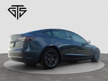 Used Tesla Model 3 2021 for sale - 76047050: Photo 3